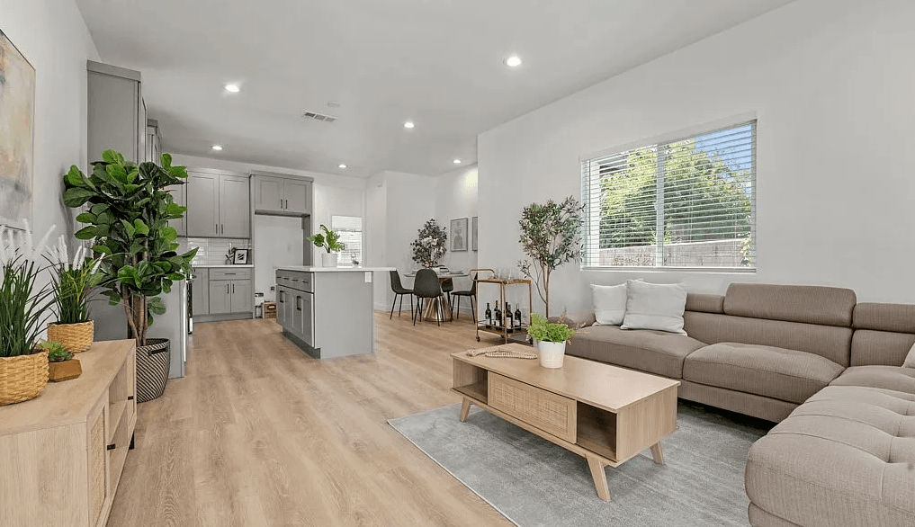 304 Diana Pl, Fullerton, CA 92833