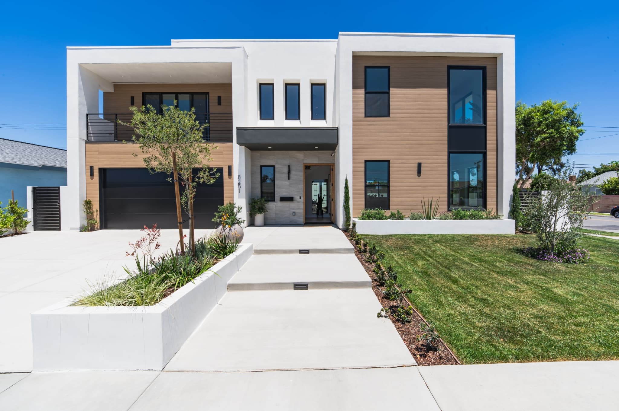 8251 Friesland Drive, Huntington, Beach, CA. photo 4